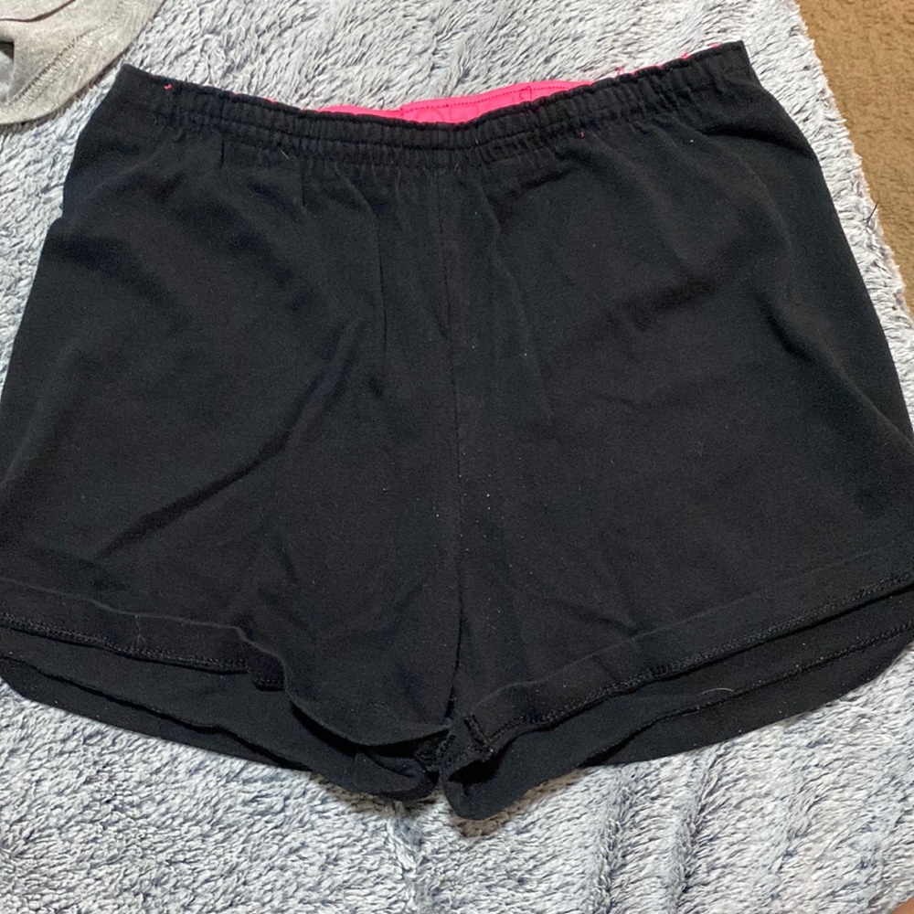 black sophie shorts, kids large.